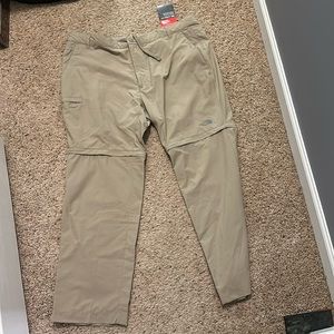New men’s north face pants
